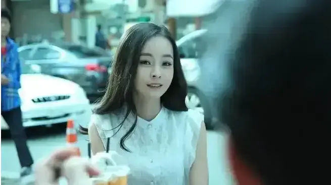 《继母》1080P高清无删减版在线看 - 国语中字无广告 - 后妈厨艺辅导双技能，重组家庭甜宠日常全展现！