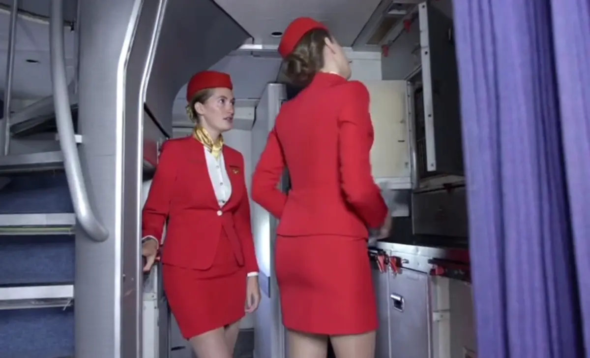 《法国空姐2019(多塞尔航空)》1080P免费在线观看-《法国空姐》全集中文完整版-法国电影-手机无广告