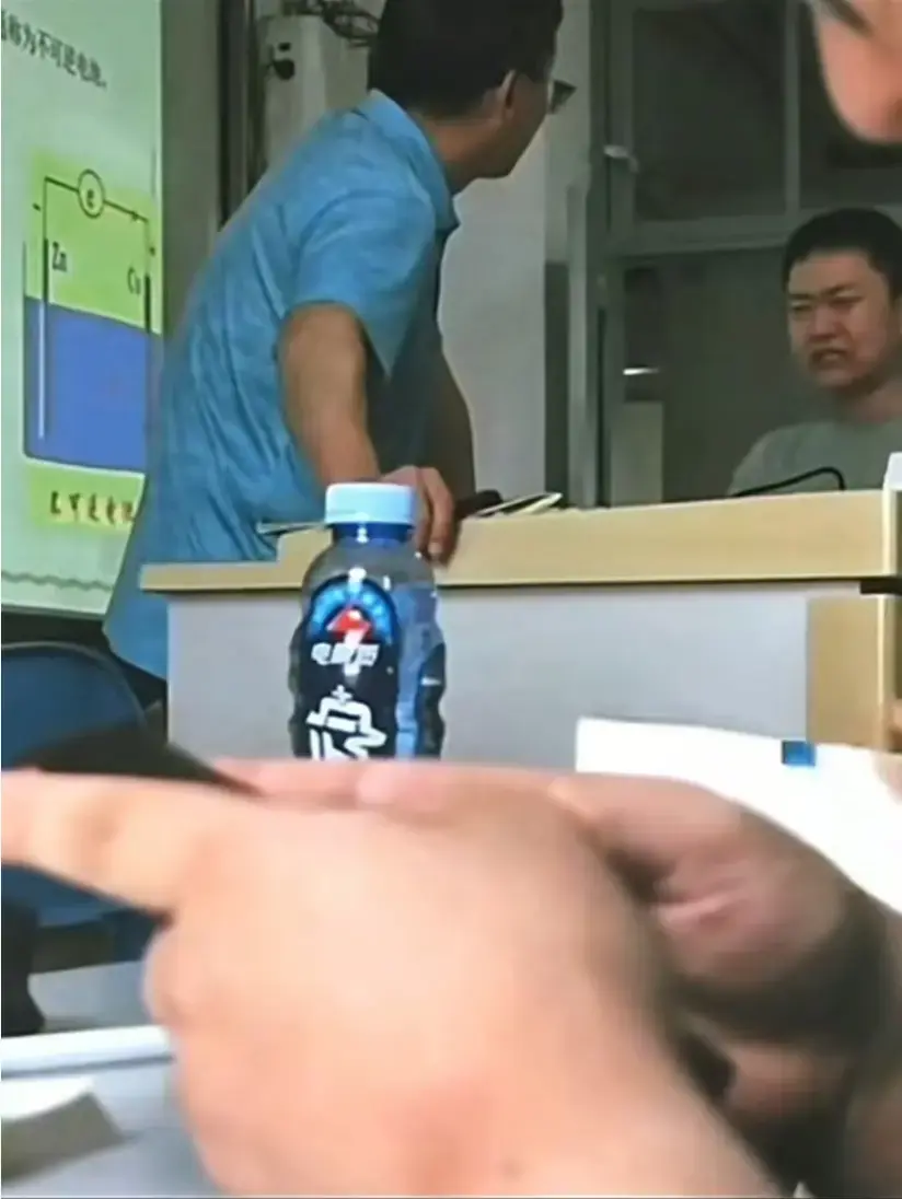 《上海二工大杀杀杀哥》视频来龙去脉揭秘