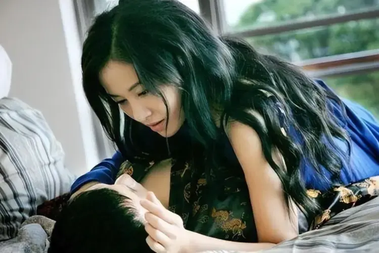 金牌影视力荐！韩国电影《嫂嫂情事》高清完整版免费在线看 - 《嫂嫂情事》无删减蓝光画质在线畅览 - VS影视网
